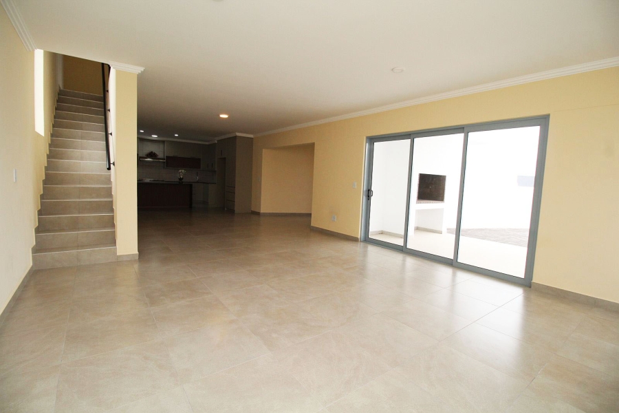 3 Bedroom Property for Sale in Blue Lagoon Western Cape